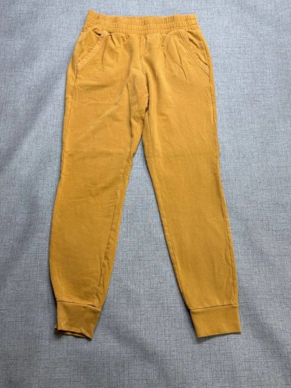 Alo Mustard Jogger Pants